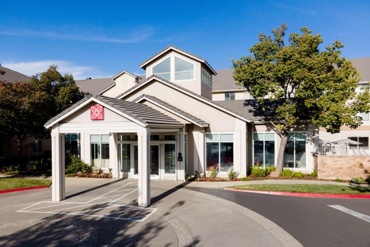 Hilton Garden Inn Roseville Εξωτερικό φωτογραφία