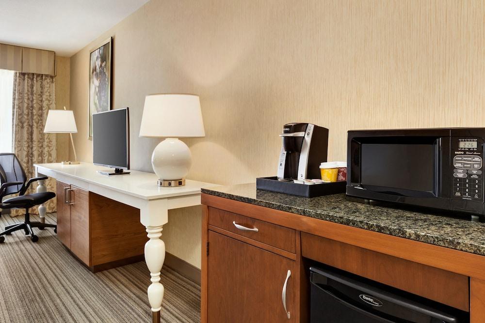 Hilton Garden Inn Roseville Εξωτερικό φωτογραφία